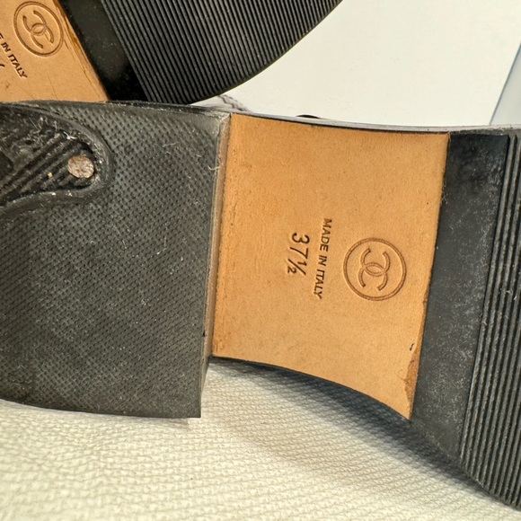 Channel interlocking riding boots size 7.5 or 37.5. Midcalf riding boots. - Picture 8 of 8